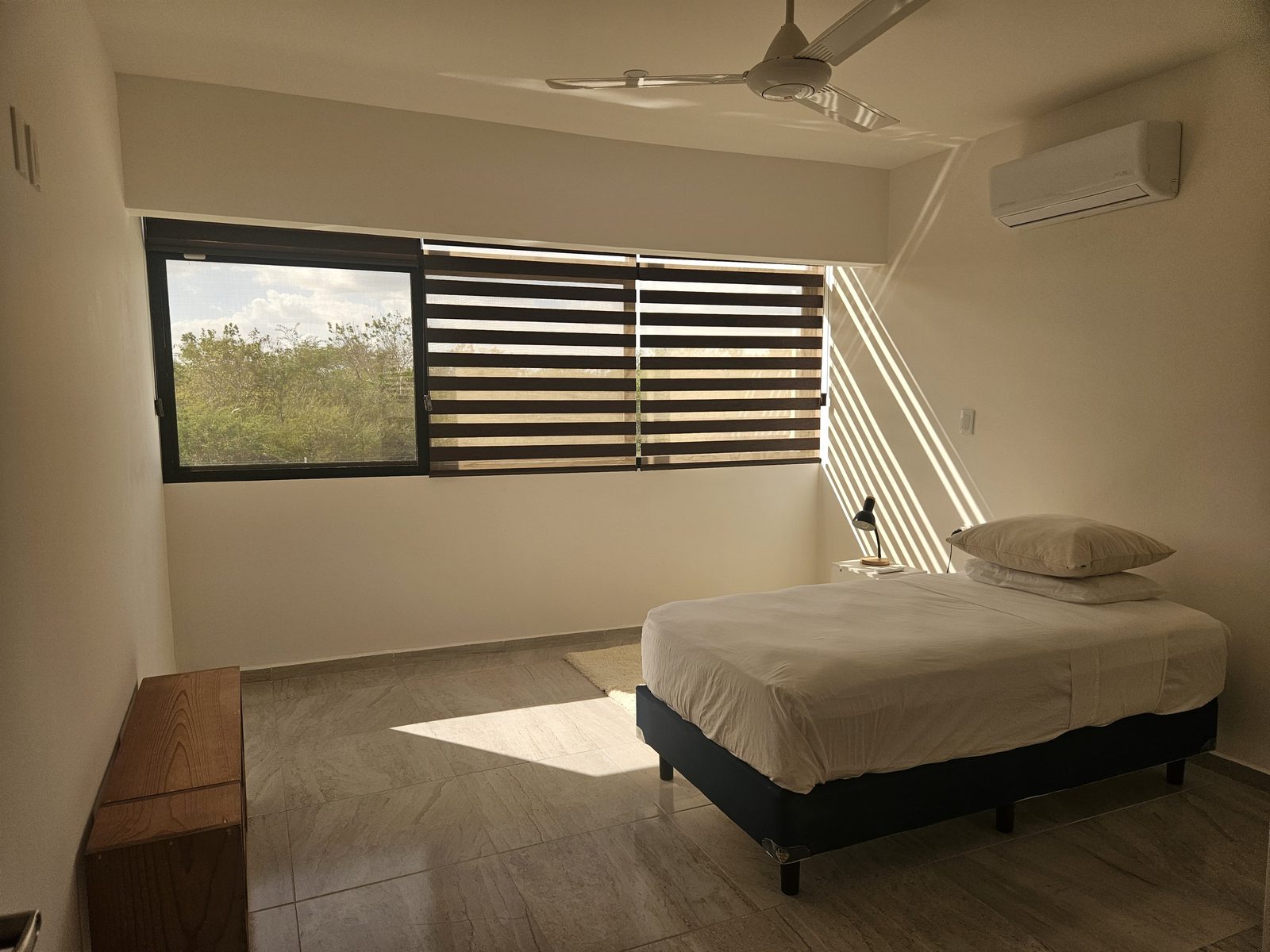 Recámara secundaria con cama